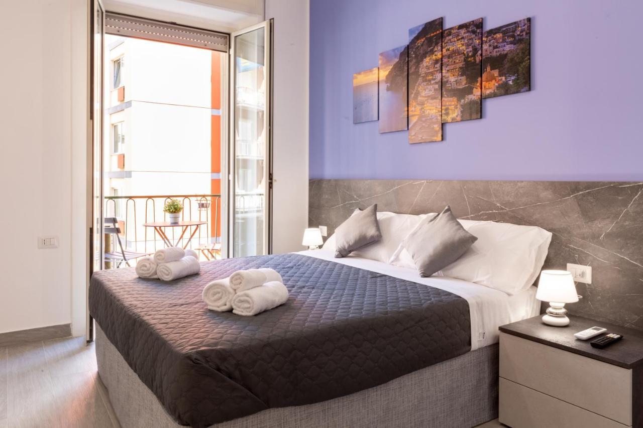 Partenope Guest House Napoli Bagian luar foto
