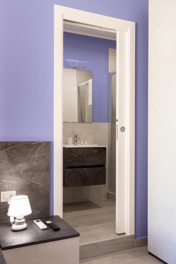 Partenope Guest House Napoli Bagian luar foto