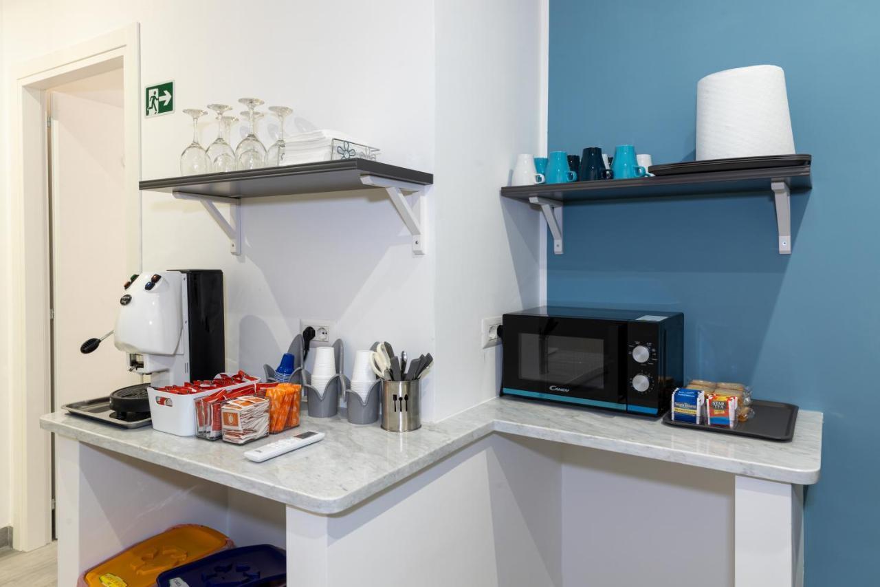 Partenope Guest House Napoli Bagian luar foto