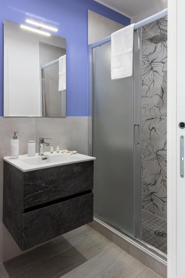Partenope Guest House Napoli Bagian luar foto